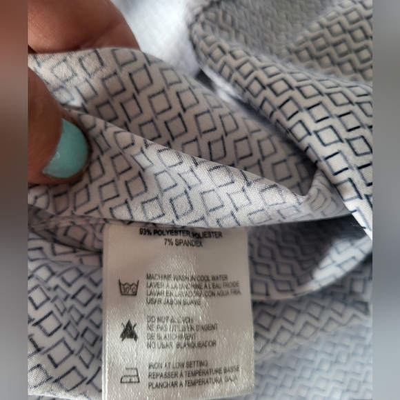 Report Collection Men's White and Blue Button Down Dress Shirt, Size XXL - Picture 4 of 4